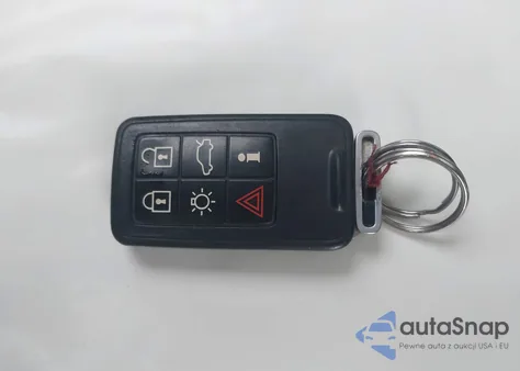 2012 Volvo Xc60 T6 R-Design Platinum z USA, uszkodzony, nr VIN YV4902DZ7C2241796